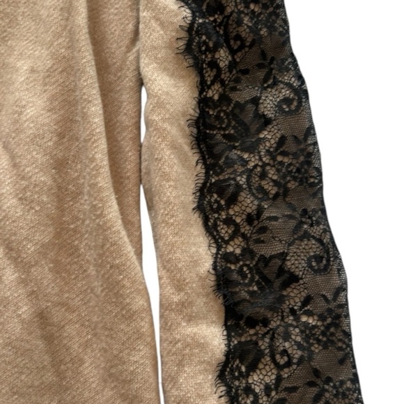 Twenty Second Gold Sweater Size Large (L) - Picture 4 of 6